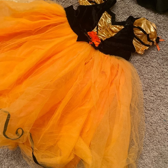 Cute Witch Tulle Dress with hat - Picture 2 of 4